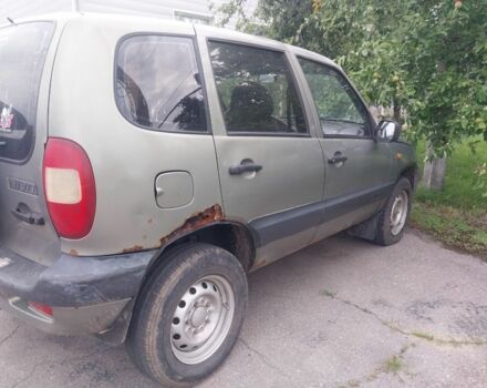 Зелений Шевроле Нива, об'ємом двигуна 1.7 л та пробігом 120 тис. км за 1000 $, фото 4 на Automoto.ua
