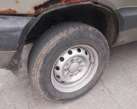 Зелений Шевроле Нива, об'ємом двигуна 1.7 л та пробігом 120 тис. км за 1000 $, фото 6 на Automoto.ua