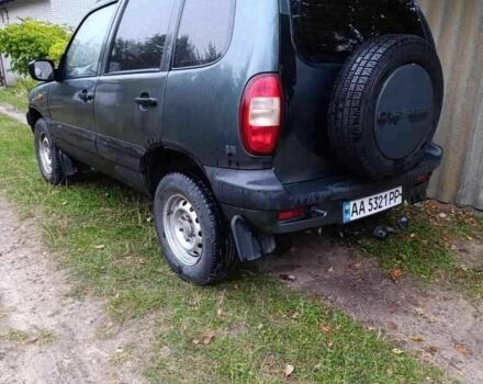 Зеленый Шевроле Нива, объемом двигателя 1.7 л и пробегом 164 тыс. км за 3600 $, фото 3 на Automoto.ua
