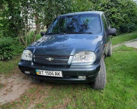 Зеленый Шевроле Нива, объемом двигателя 1.6 л и пробегом 63 тыс. км за 8500 $, фото 3 на Automoto.ua