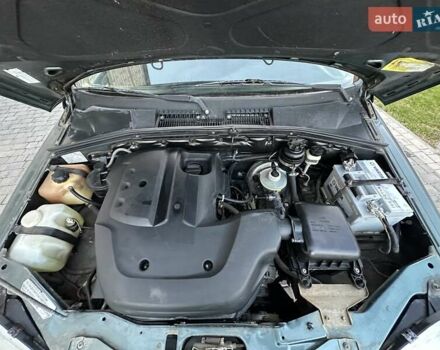 Зеленый Шевроле Нива, объемом двигателя 1.69 л и пробегом 140 тыс. км за 5300 $, фото 8 на Automoto.ua