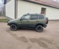 Зелений Шевроле Нива, об'ємом двигуна 1.7 л та пробігом 228 тис. км за 4750 $, фото 1 на Automoto.ua