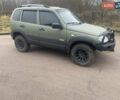 Зелений Шевроле Нива, об'ємом двигуна 1.7 л та пробігом 228 тис. км за 4750 $, фото 1 на Automoto.ua
