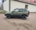 Зелений Шевроле Нива, об'ємом двигуна 1.7 л та пробігом 228 тис. км за 4750 $, фото 1 на Automoto.ua