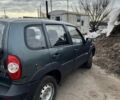 Зеленый Шевроле Нива, объемом двигателя 1.7 л и пробегом 207 тыс. км за 4400 $, фото 3 на Automoto.ua