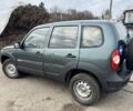 Зеленый Шевроле Нива, объемом двигателя 1.7 л и пробегом 207 тыс. км за 4900 $, фото 1 на Automoto.ua