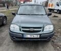 Зеленый Шевроле Нива, объемом двигателя 1.7 л и пробегом 207 тыс. км за 4900 $, фото 7 на Automoto.ua