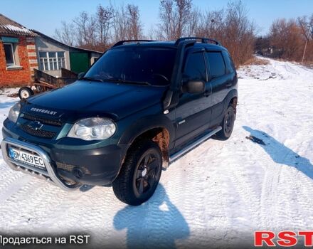 Зеленый Шевроле Нива, объемом двигателя 1.7 л и пробегом 130 тыс. км за 6500 $, фото 1 на Automoto.ua