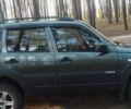Зеленый Шевроле Нива, объемом двигателя 1.69 л и пробегом 91 тыс. км за 6800 $, фото 1 на Automoto.ua