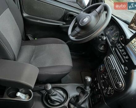 Зеленый Шевроле Нива, объемом двигателя 1.69 л и пробегом 80 тыс. км за 9000 $, фото 19 на Automoto.ua