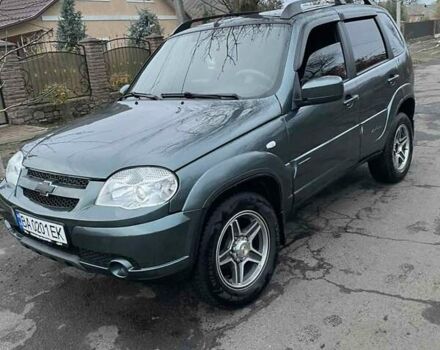 Зеленый Шевроле Нива, объемом двигателя 1.69 л и пробегом 80 тыс. км за 9000 $, фото 8 на Automoto.ua