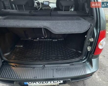 Зеленый Шевроле Нива, объемом двигателя 1.69 л и пробегом 80 тыс. км за 9000 $, фото 23 на Automoto.ua