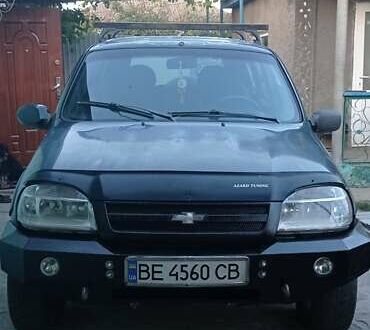 Шевроле Нива 2004 в Кривом Озере на Automoto.ua Зеленый Шевроле Нива, объемом двигателя 1.69 л и пробегом 227 тыс. км за 4000 $, фото 1 на Automoto.ua