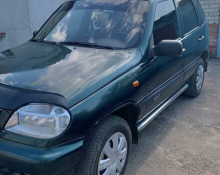 Зелений Шевроле Нива, об'ємом двигуна 1.8 л та пробігом 200 тис. км за 3800 $, фото 1 на Automoto.ua