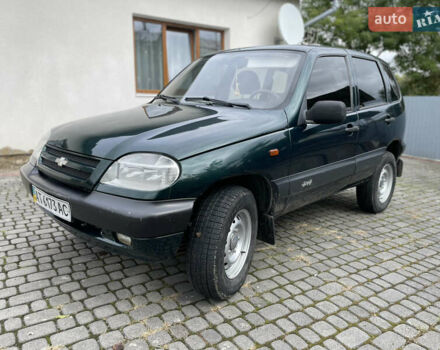 Зелений Шевроле Нива, об'ємом двигуна 1.69 л та пробігом 180 тис. км за 3700 $, фото 1 на Automoto.ua