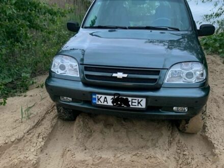 Шевроле Нива 2007 в Киеве на Automoto.ua Зеленый Шевроле Нива, объемом двигателя 0 л и пробегом 165 тыс. км за 4500 $, фото 1 на Automoto.ua