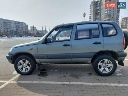 Шевроле Нива 2007 в Сумах на Automoto.ua Зеленый Шевроле Нива, объемом двигателя 1.69 л и пробегом 194 тыс. км за 3800 $, фото 1 на Automoto.ua
