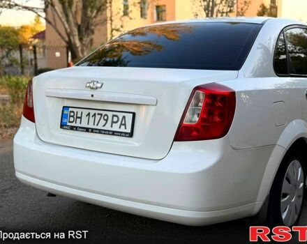 Белый Шевроле Нубира, объемом двигателя 1.8 л и пробегом 290 тыс. км за 2900 $, фото 5 на Automoto.ua