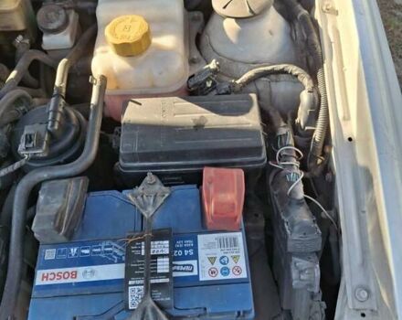 Белый Шевроле Нубира, объемом двигателя 1.99 л и пробегом 230 тыс. км за 4900 $, фото 10 на Automoto.ua