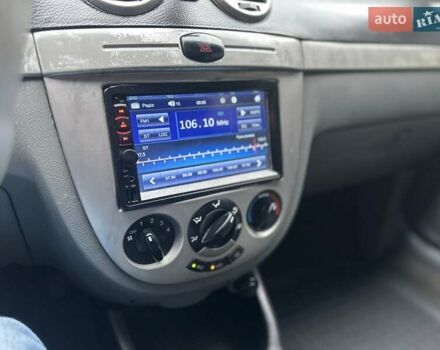 Белый Шевроле Нубира, объемом двигателя 1.6 л и пробегом 275 тыс. км за 3999 $, фото 40 на Automoto.ua