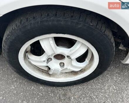 Белый Шевроле Нубира, объемом двигателя 1.6 л и пробегом 275 тыс. км за 3999 $, фото 24 на Automoto.ua