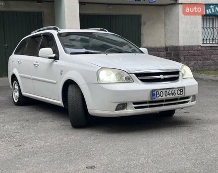 Белый Шевроле Нубира, объемом двигателя 1.6 л и пробегом 275 тыс. км за 3999 $, фото 4 на Automoto.ua