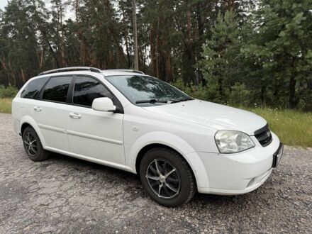 Шевроле Нубира 2009 в Ахтырке на Automoto.ua Белый Шевроле Нубира, объемом двигателя 1.6 л и пробегом 195 тыс. км за 3950 $, фото 1 на Automoto.ua