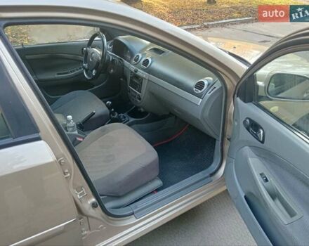 Бежевый Шевроле Нубира, объемом двигателя 1.8 л и пробегом 280 тыс. км за 2950 $, фото 10 на Automoto.ua