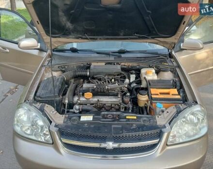 Бежевый Шевроле Нубира, объемом двигателя 1.8 л и пробегом 280 тыс. км за 2950 $, фото 15 на Automoto.ua