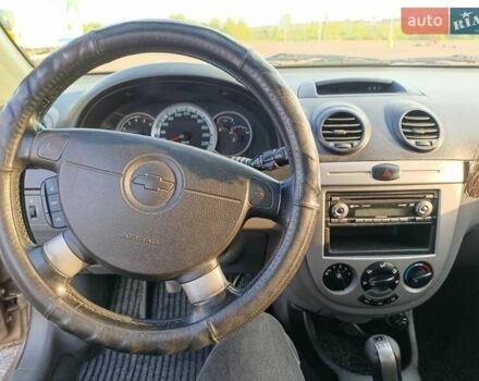 Бежевий Шевроле Нубіра, об'ємом двигуна 1.99 л та пробігом 300 тис. км за 5200 $, фото 8 на Automoto.ua