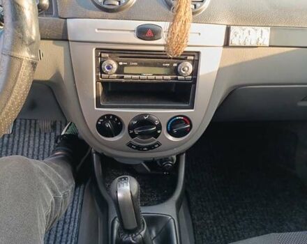 Бежевий Шевроле Нубіра, об'ємом двигуна 1.99 л та пробігом 300 тис. км за 5200 $, фото 9 на Automoto.ua