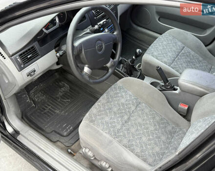 Черный Шевроле Нубира, объемом двигателя 1.8 л и пробегом 171 тыс. км за 4300 $, фото 13 на Automoto.ua