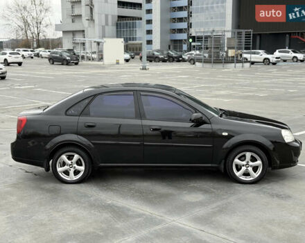 Черный Шевроле Нубира, объемом двигателя 1.8 л и пробегом 171 тыс. км за 4300 $, фото 3 на Automoto.ua