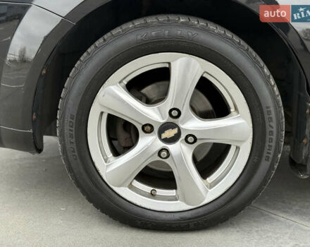 Черный Шевроле Нубира, объемом двигателя 1.8 л и пробегом 171 тыс. км за 4300 $, фото 12 на Automoto.ua