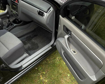 Черный Шевроле Нубира, объемом двигателя 1.8 л и пробегом 221 тыс. км за 4700 $, фото 18 на Automoto.ua