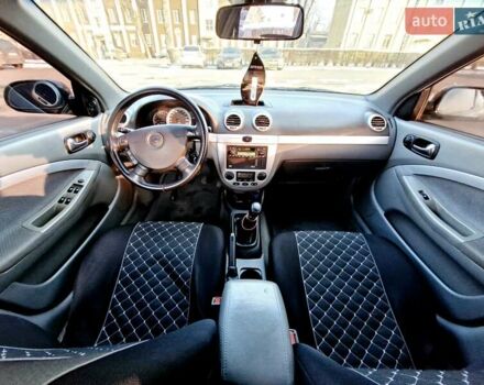 Чорний Шевроле Нубіра, об'ємом двигуна 1.8 л та пробігом 218 тис. км за 5200 $, фото 6 на Automoto.ua