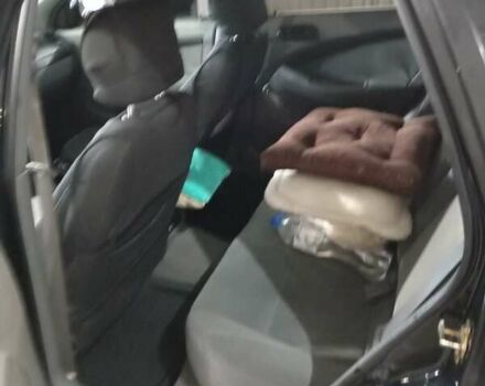 Черный Шевроле Нубира, объемом двигателя 1.6 л и пробегом 300 тыс. км за 4200 $, фото 7 на Automoto.ua