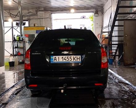 Черный Шевроле Нубира, объемом двигателя 1.6 л и пробегом 300 тыс. км за 4200 $, фото 1 на Automoto.ua