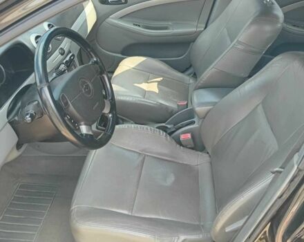 Черный Шевроле Нубира, объемом двигателя 1.6 л и пробегом 190 тыс. км за 4500 $, фото 2 на Automoto.ua