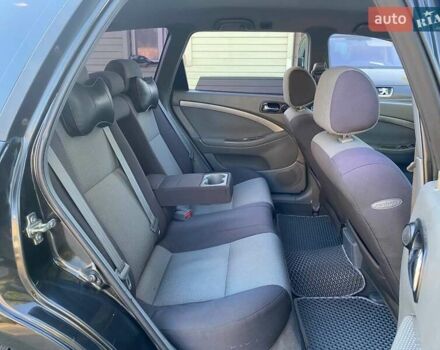 Черный Шевроле Нубира, объемом двигателя 1.8 л и пробегом 233 тыс. км за 5990 $, фото 10 на Automoto.ua