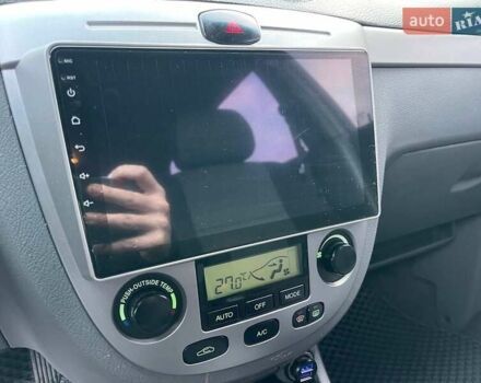 Черный Шевроле Нубира, объемом двигателя 1.8 л и пробегом 233 тыс. км за 5490 $, фото 20 на Automoto.ua