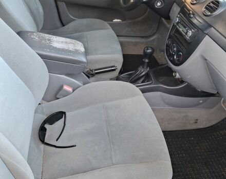 Черный Шевроле Нубира, объемом двигателя 1.6 л и пробегом 260 тыс. км за 2150 $, фото 5 на Automoto.ua