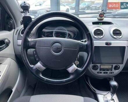 Черный Шевроле Нубира, объемом двигателя 1.8 л и пробегом 233 тыс. км за 5490 $, фото 13 на Automoto.ua