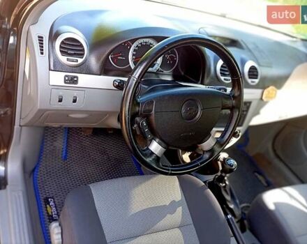 Черный Шевроле Нубира, объемом двигателя 1.8 л и пробегом 200 тыс. км за 5300 $, фото 6 на Automoto.ua