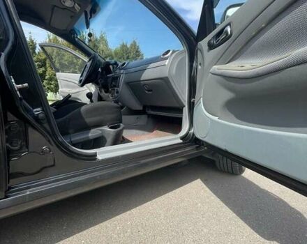 Черный Шевроле Нубира, объемом двигателя 1.6 л и пробегом 225 тыс. км за 5000 $, фото 18 на Automoto.ua