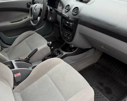 Черный Шевроле Нубира, объемом двигателя 1.6 л и пробегом 322 тыс. км за 5000 $, фото 6 на Automoto.ua