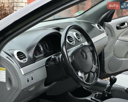 Черный Шевроле Нубира, объемом двигателя 1.6 л и пробегом 205 тыс. км за 5550 $, фото 36 на Automoto.ua