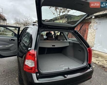 Черный Шевроле Нубира, объемом двигателя 1.6 л и пробегом 205 тыс. км за 5550 $, фото 41 на Automoto.ua