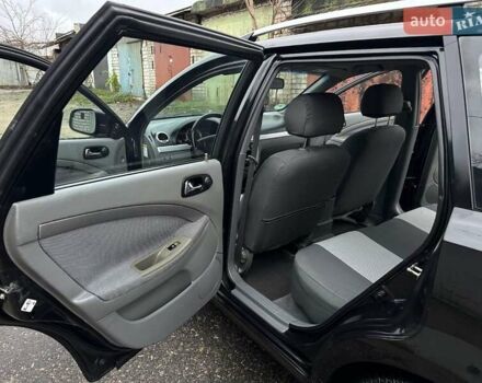 Черный Шевроле Нубира, объемом двигателя 1.6 л и пробегом 205 тыс. км за 5450 $, фото 30 на Automoto.ua