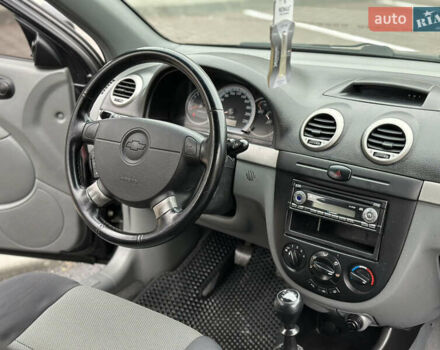 Чорний Шевроле Нубіра, об'ємом двигуна 1.6 л та пробігом 233 тис. км за 4099 $, фото 21 на Automoto.ua